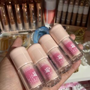 lip glaze